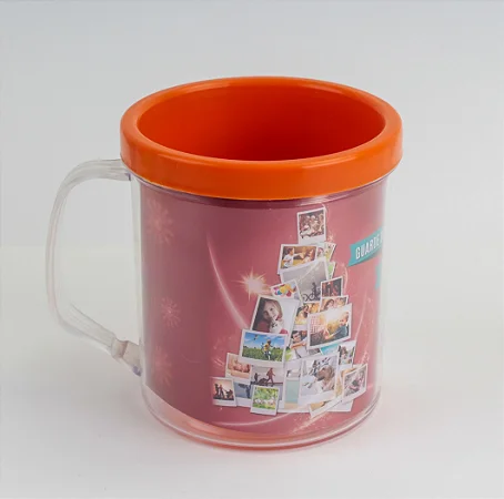 Caneca com apliques de papel foto